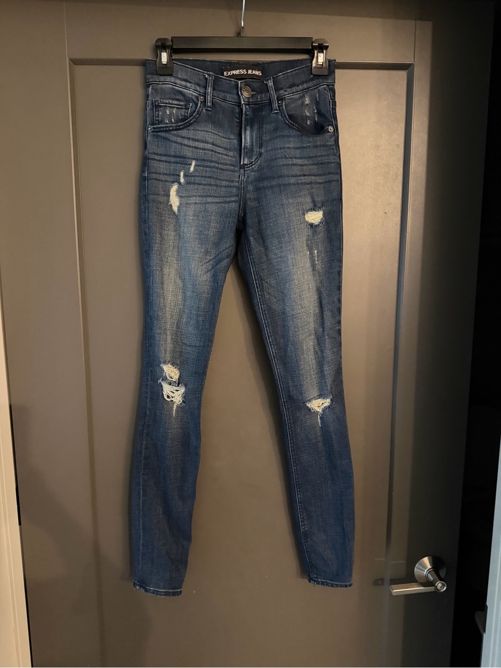 Express Jeans Women’s Distressed Skinny Jeans High Rise size 0